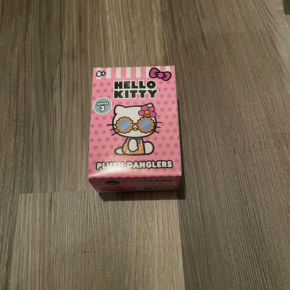 Hello Kitty Plush dangler blind bag